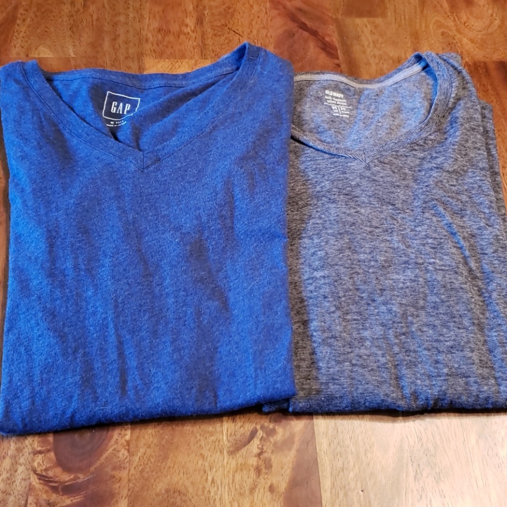 Bundle of Medium V-necks